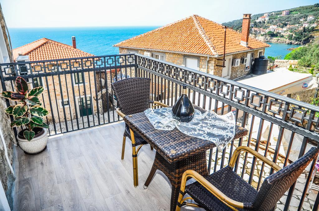 Guest House Alea Ulcinj Exterior foto